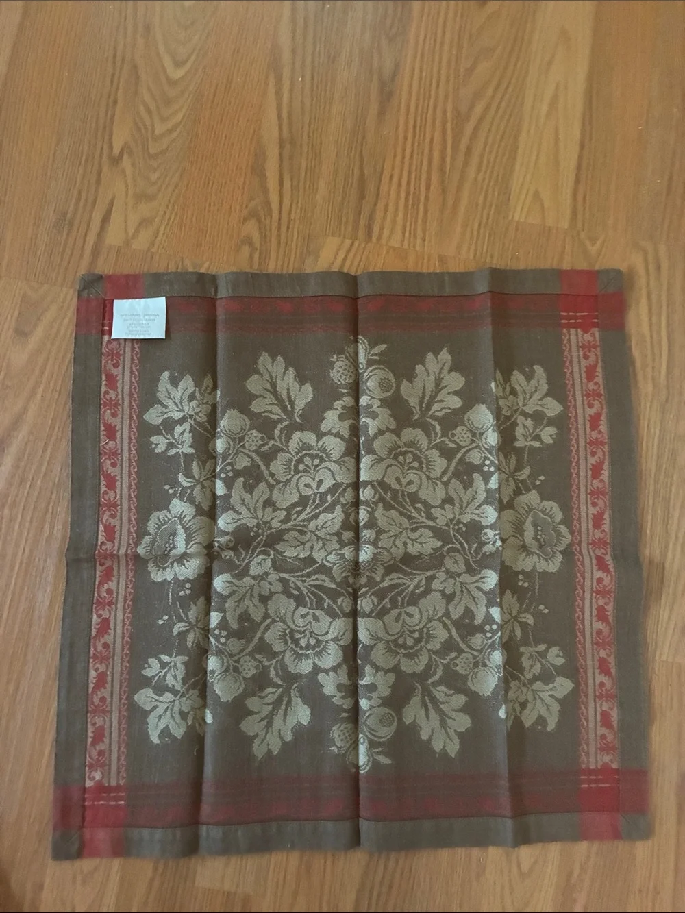 Set of 2 Williams Sonoma jacquard napkins linen blend floral red border NWOT